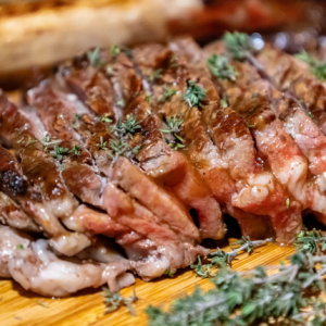 Meat the stars, ένα καθαρόαιμο steak house με μπόλικη χρυσόσκονη